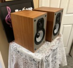 Paradigm Mini Monitor v2 Bookshelf Speakers -Light Cherry Finish - Image 2