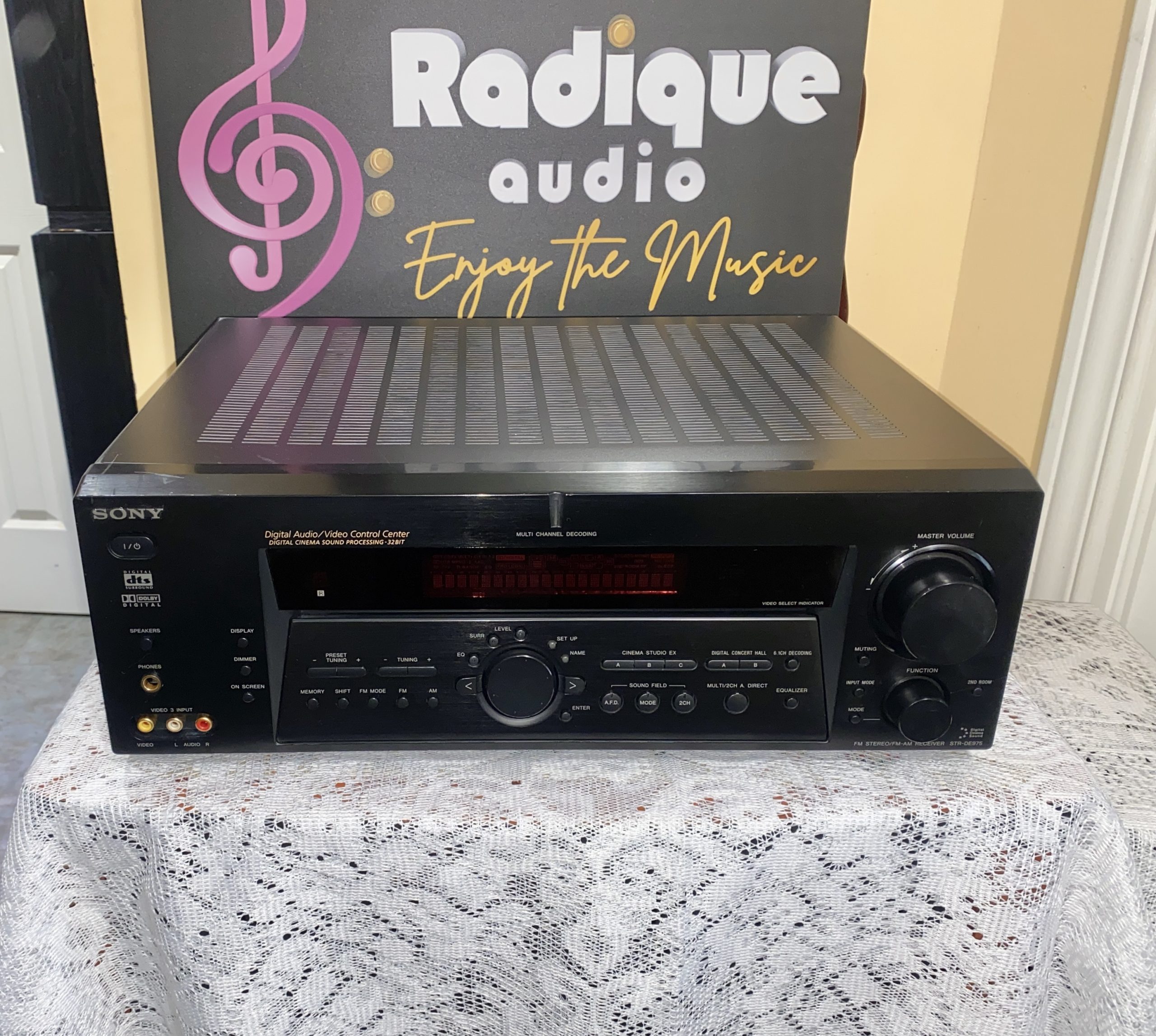 Sony-STR-DE975-1-p3 Sony STR-DE975 550 Watt 5.1 AVR with Phono, Dual Zone - Image 1