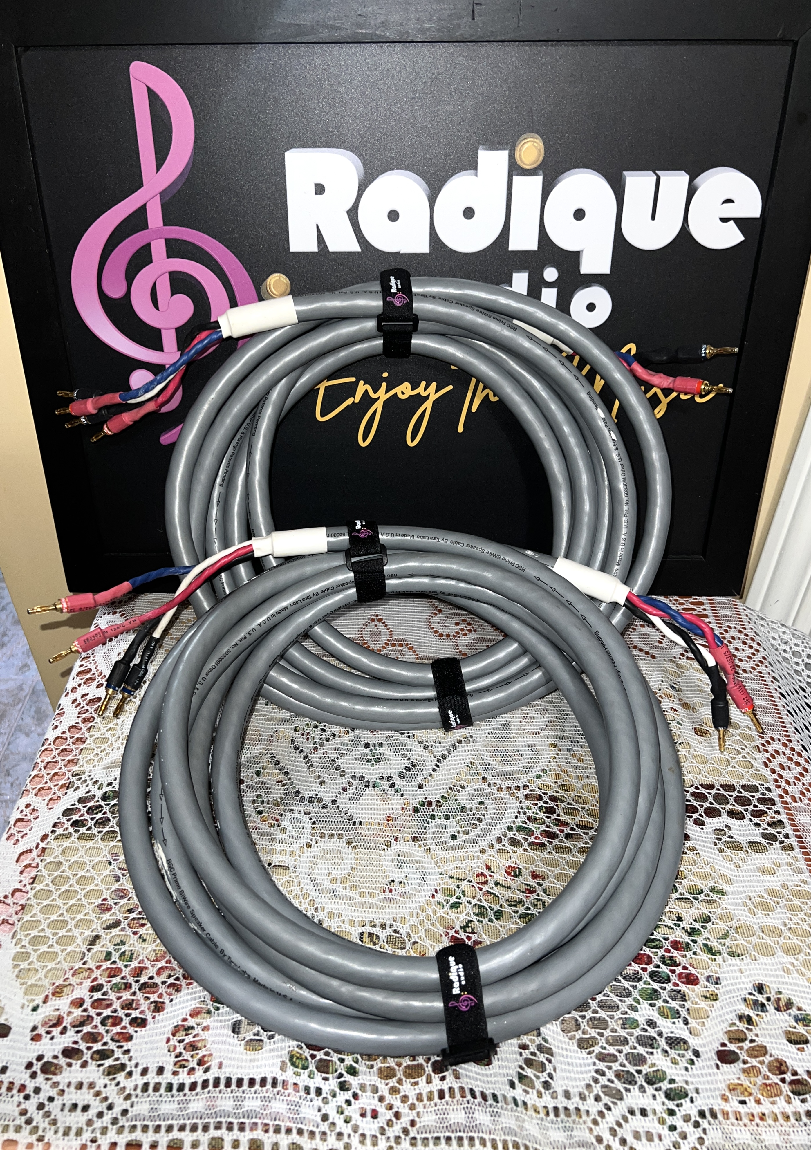 Tara Labs RSC Prime bi wire 1 Tara Labs RSC Prime Bi-Wire Speaker Cables — 15' Pair, Bananas - Image 1