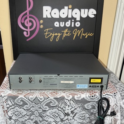 Rear panel of the NAD 502 CD player showing analogue and digital outputs and the model label