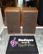 Rectilinear XI Speakers — Lattice Grilles, Walnut, Recapped, USA - Image 4