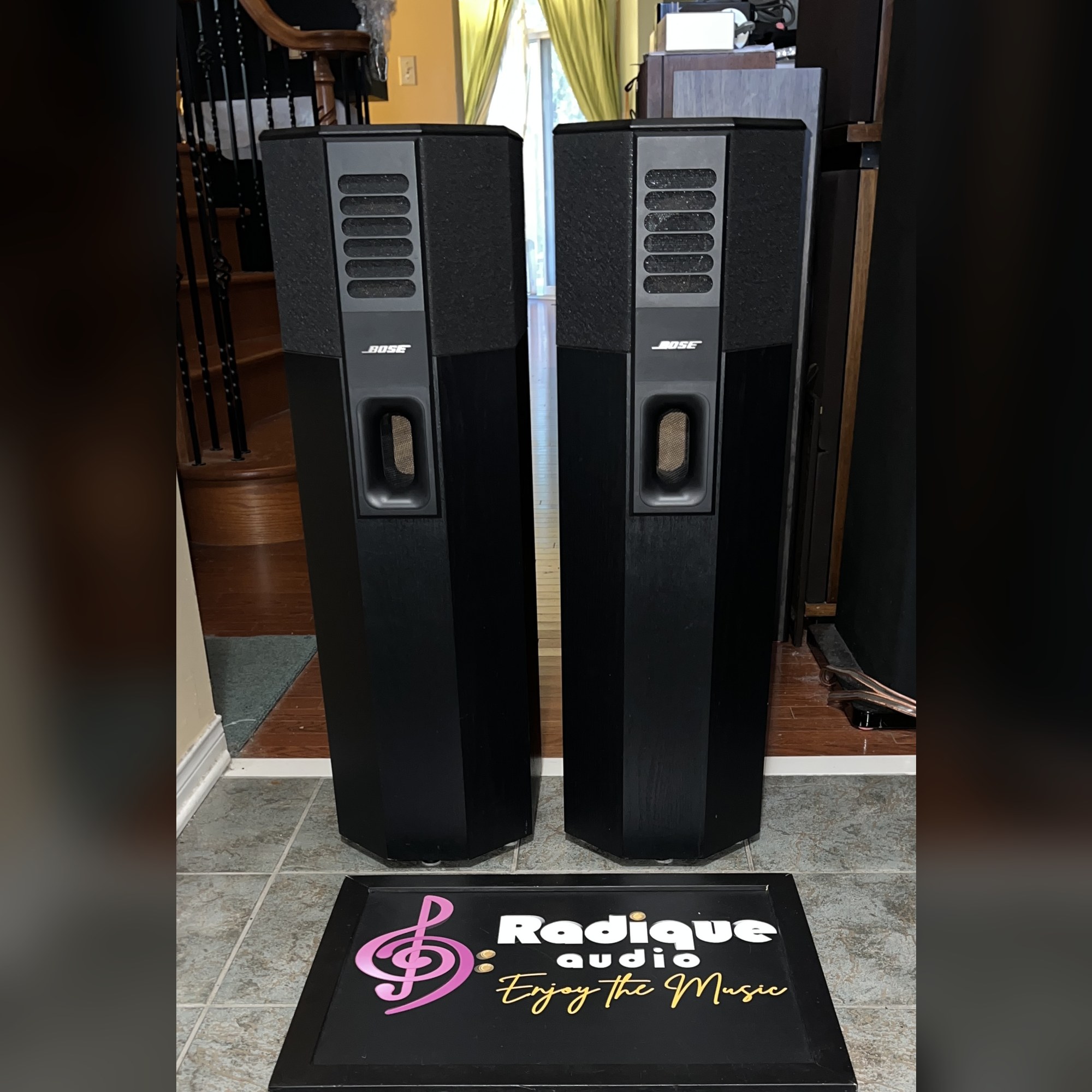 Bose-701-Series-I-Tower-Speakers-Front-Thumb Pair of Bose 701 Series I tower speakers in black ash, front view showing the slotted grille strip, Bose badge and front port