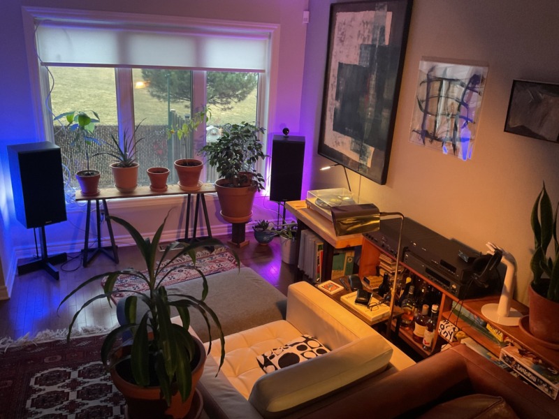 Jean-Michel C.’s listening room with his NAD 3155 system