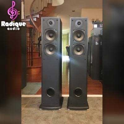 3 Driver Slim Towers by Polk Audio R40